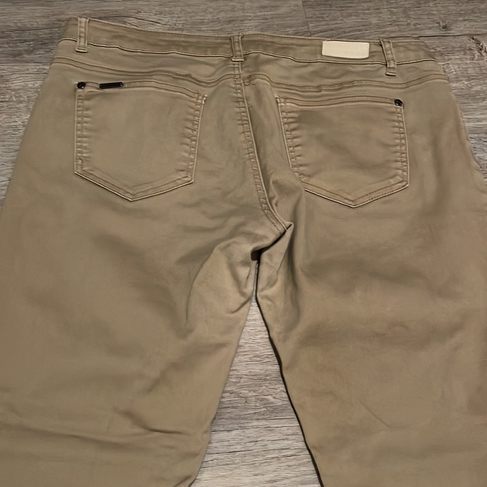 Celebrity pink jeans size 15 tan color low rise skinny - Picture 7 of 8
